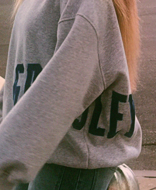 GRIMSLEY CREWNECK